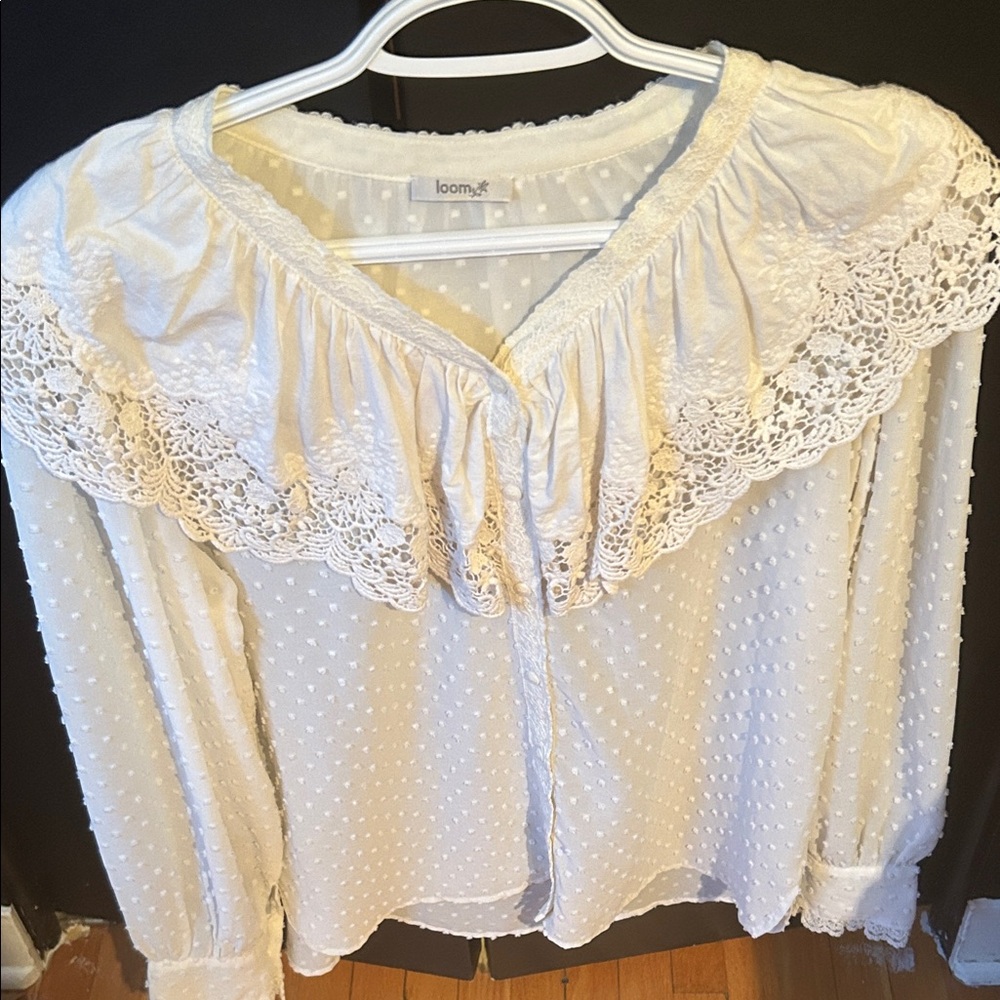 Loom. Vintage Cream Swiss Dot Lace Yoke Blouse size Large